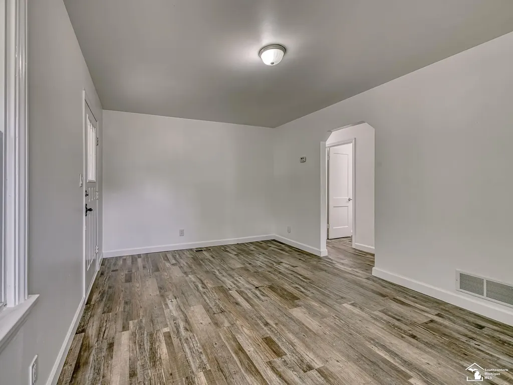 1322 Michigan Avenue Monroe Charter Township MI 48162
