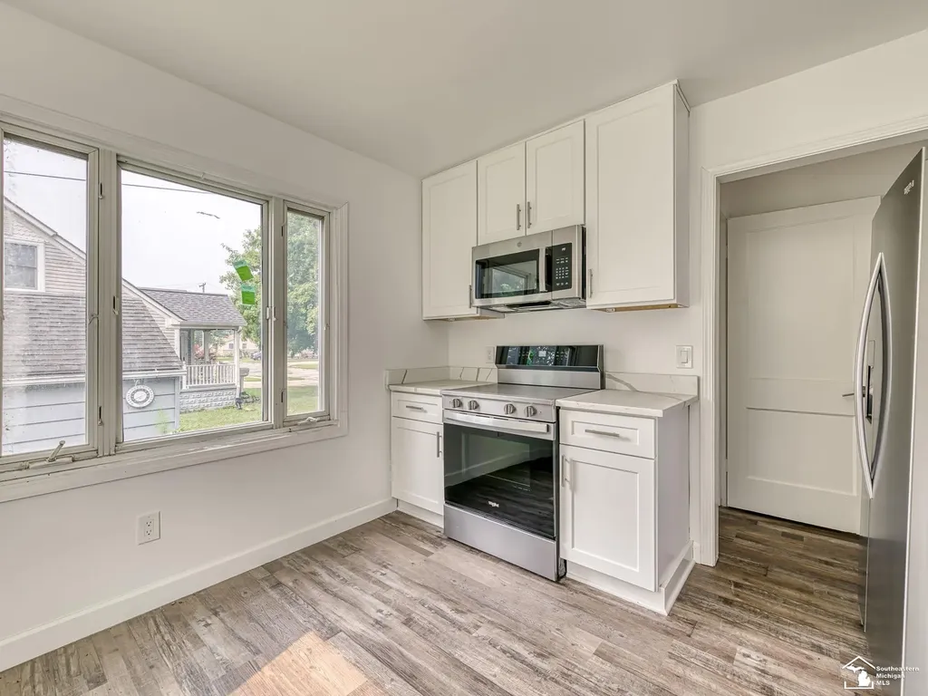 1322 Michigan Avenue Monroe Charter Township MI 48162