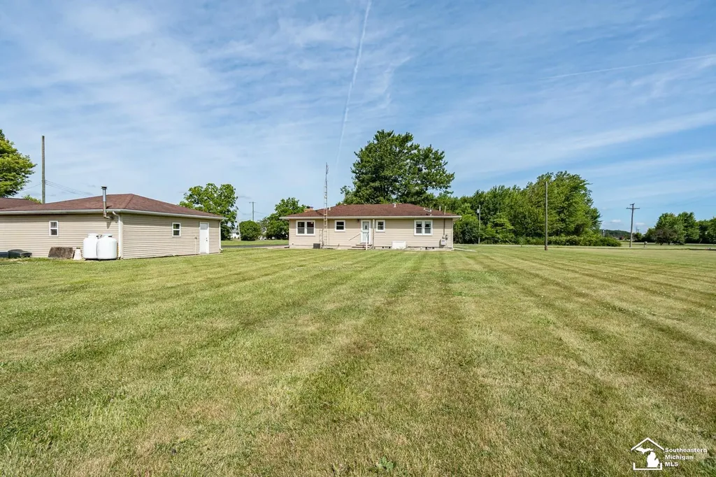 5848 Leroux Road Frenchtown Township MI 48166