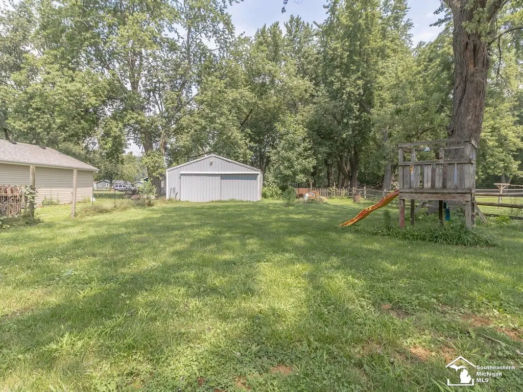 3840 W Erie Road Bedford Township MI 48182