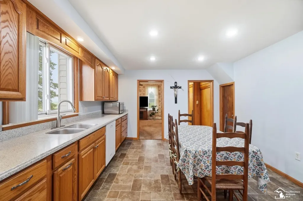 4165 Fay Road Exeter Township MI 48117