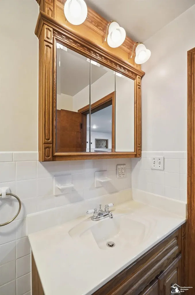 4165 Fay Road Exeter Township MI 48117