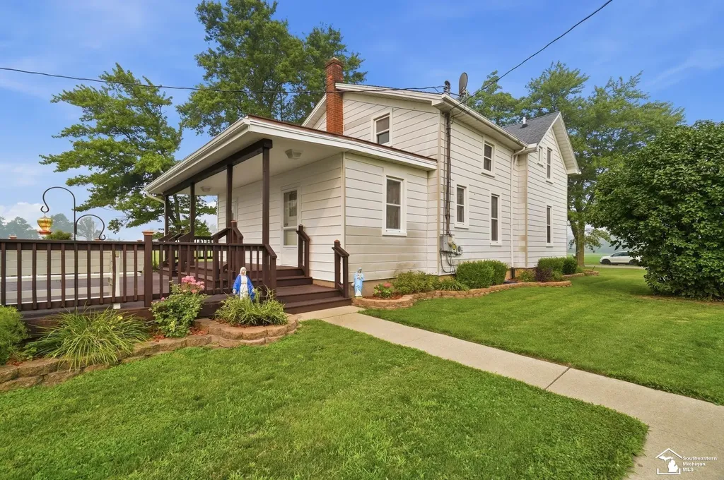 4165 Fay Road Exeter Township MI 48117