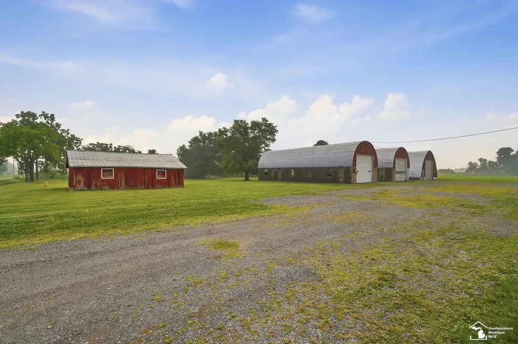 4165 Fay Road Exeter Township MI 48117