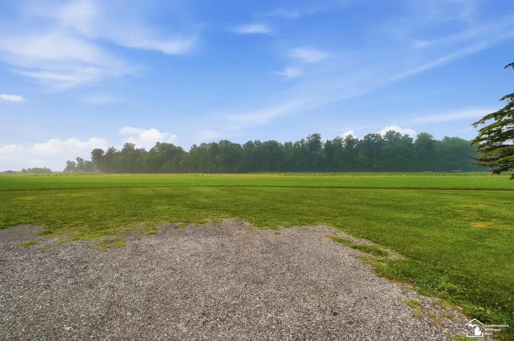 4165 Fay Road Exeter Township MI 48117