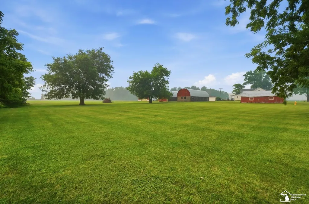 4165 Fay Road Exeter Township MI 48117