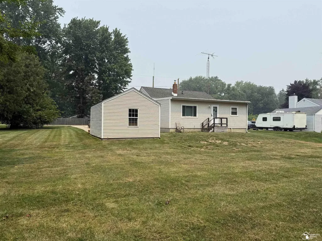1115 Cherry Street Unknown City MI 48182