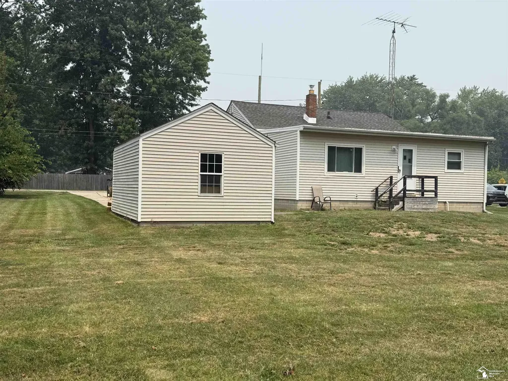 1115 Cherry Street Unknown City MI 48182