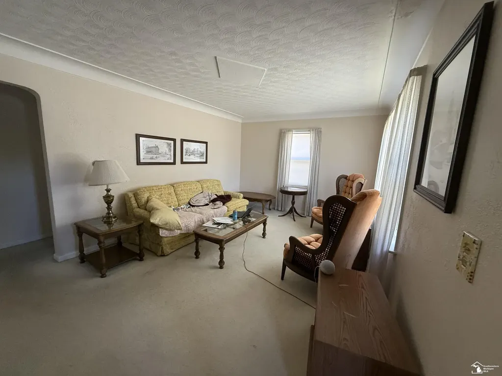 1115 Cherry Street Unknown City MI 48182