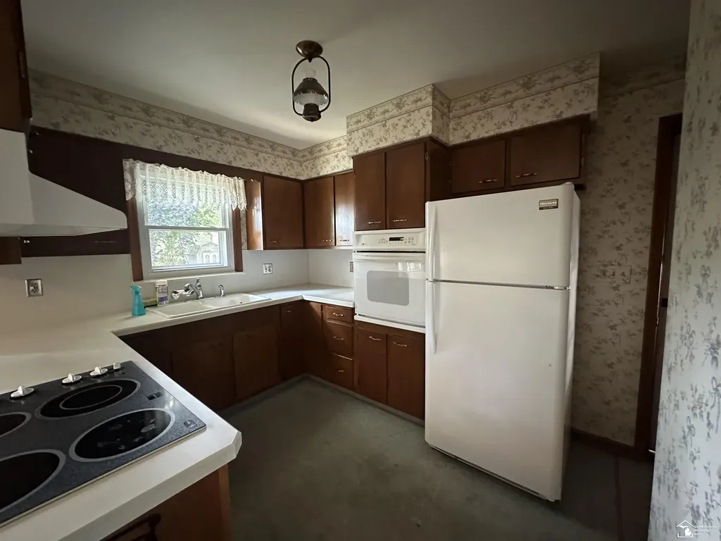 53 Calvin Street Frenchtown Township MI 48162