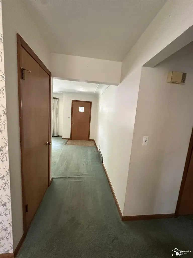 53 Calvin Street Frenchtown Township MI 48162