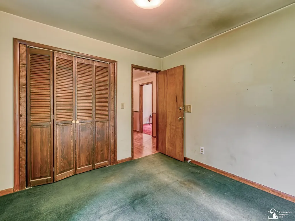 1810 Whipple Street Ash Township MI 48117