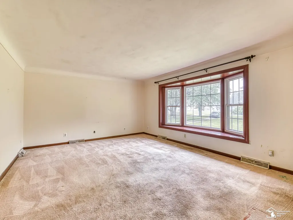1810 Whipple Street Ash Township MI 48117