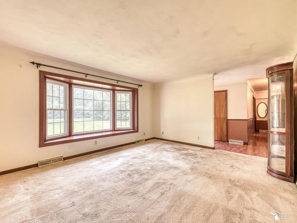 1810 Whipple Street Ash Township MI 48117