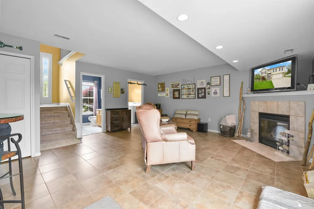 29229 Hunter Court Brownstown Charter Township MI 48183