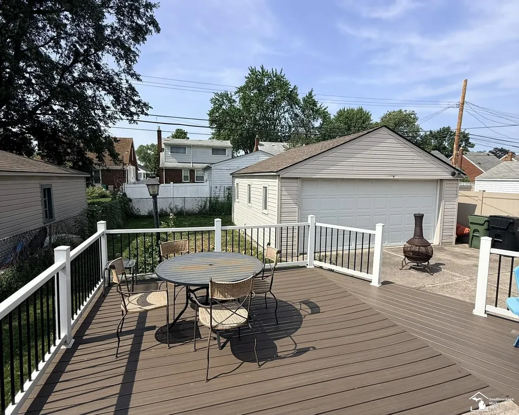 14601 Arlington Street Allen Park City MI 48101
