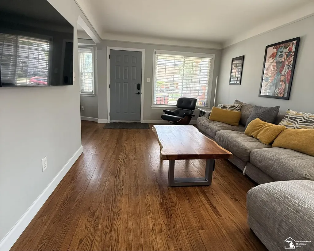 14601 Arlington Street Allen Park City MI 48101