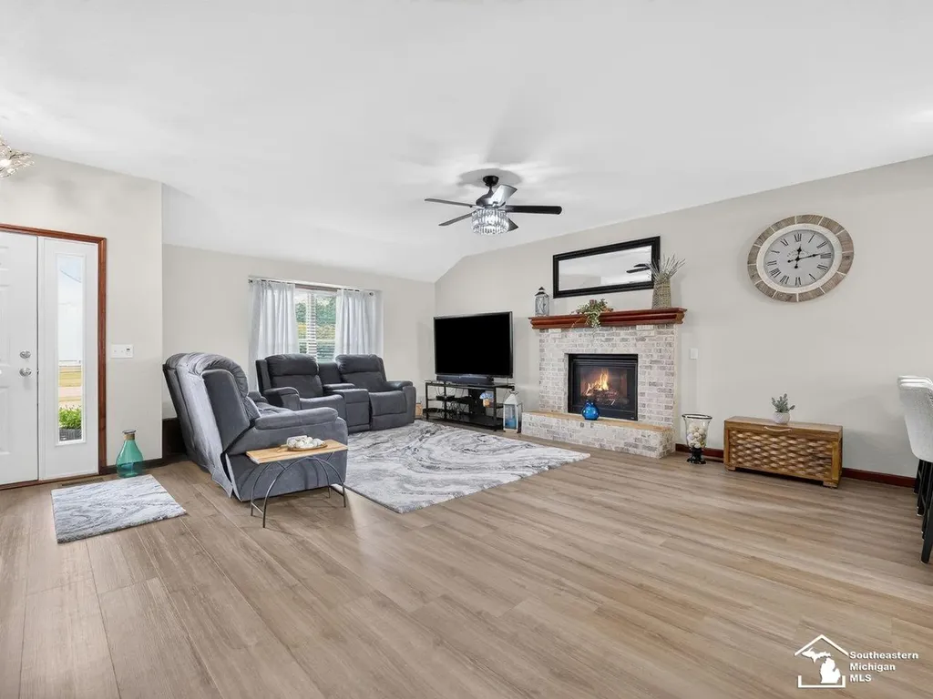472 Buck Lane Bedford Township MI 48182