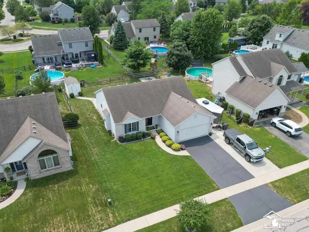 472 Buck Lane Bedford Township MI 48182