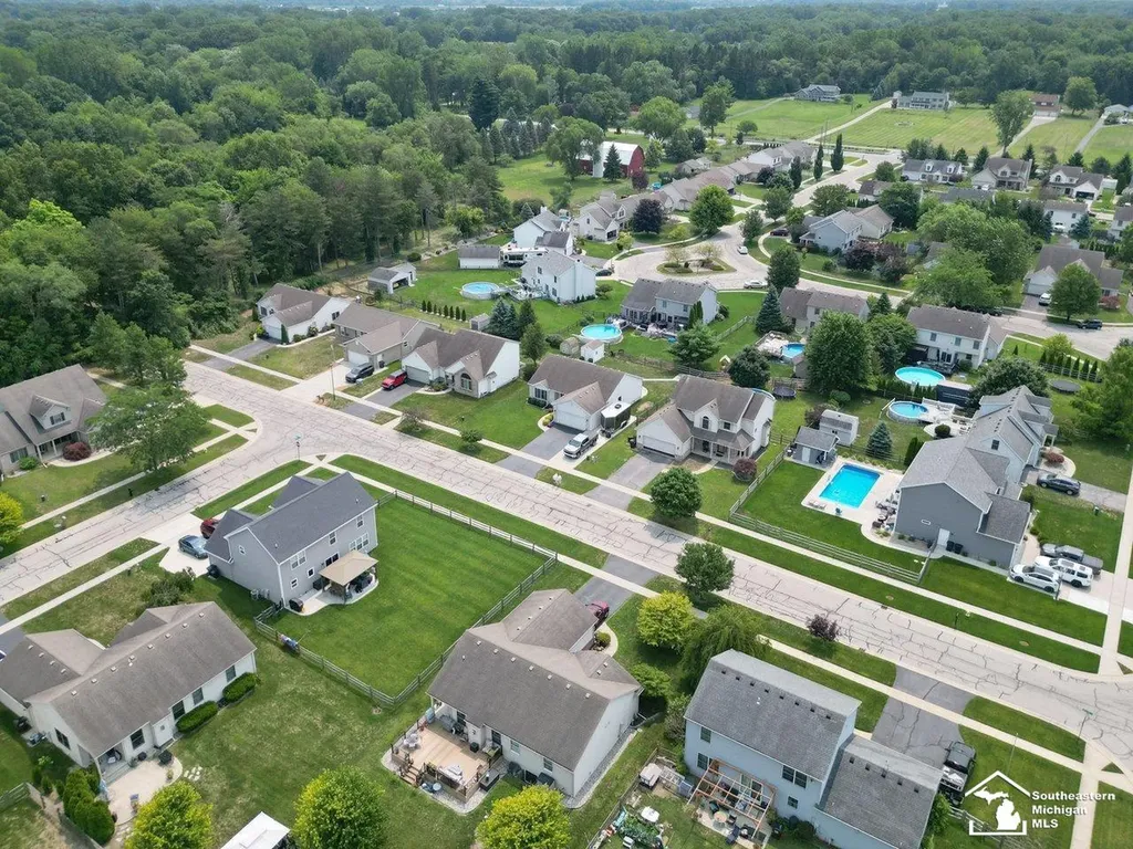 472 Buck Lane Bedford Township MI 48182