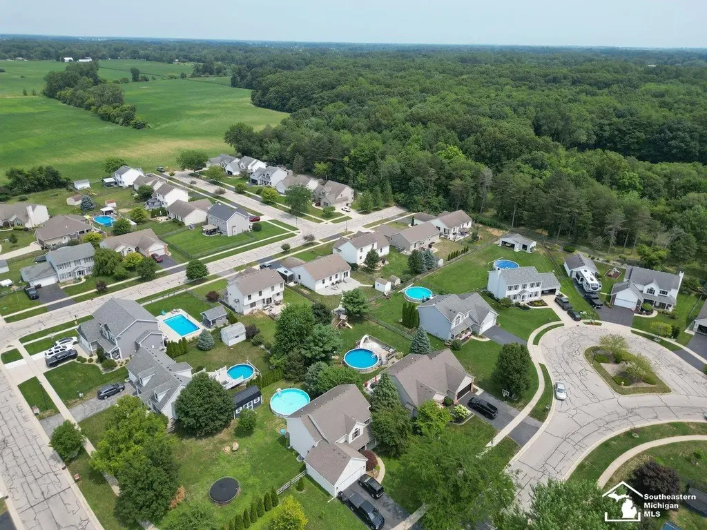 472 Buck Lane Bedford Township MI 48182