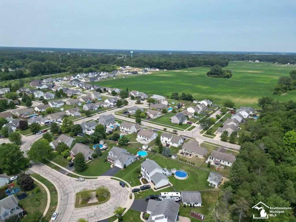 472 Buck Lane Bedford Township MI 48182