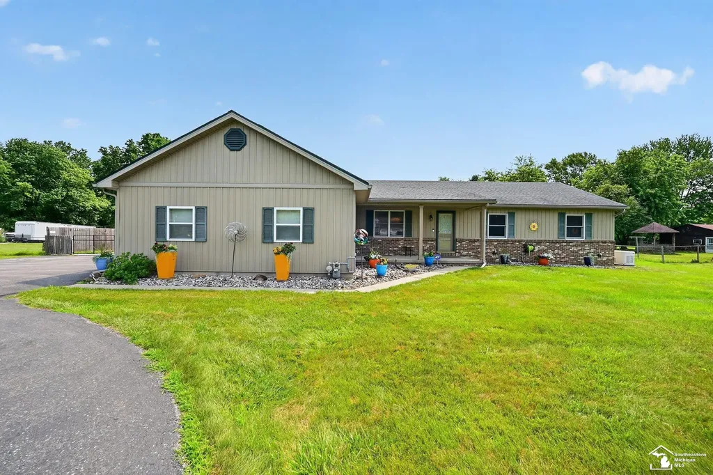 9858 Douglas Road Bedford Township MI 48142