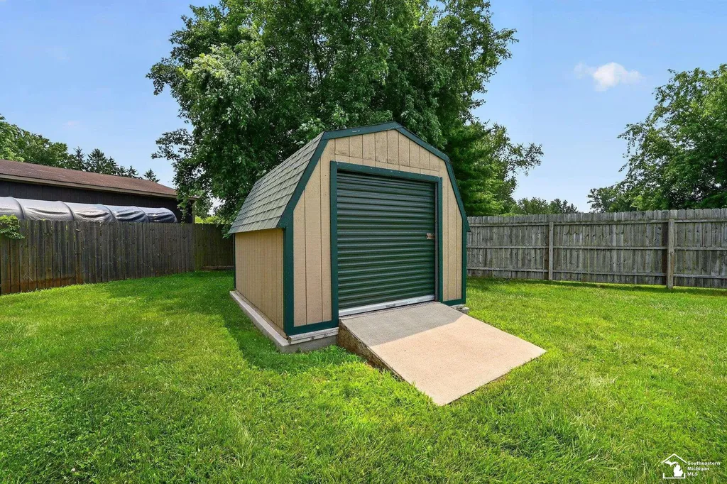 9858 Douglas Road Bedford Township MI 48142