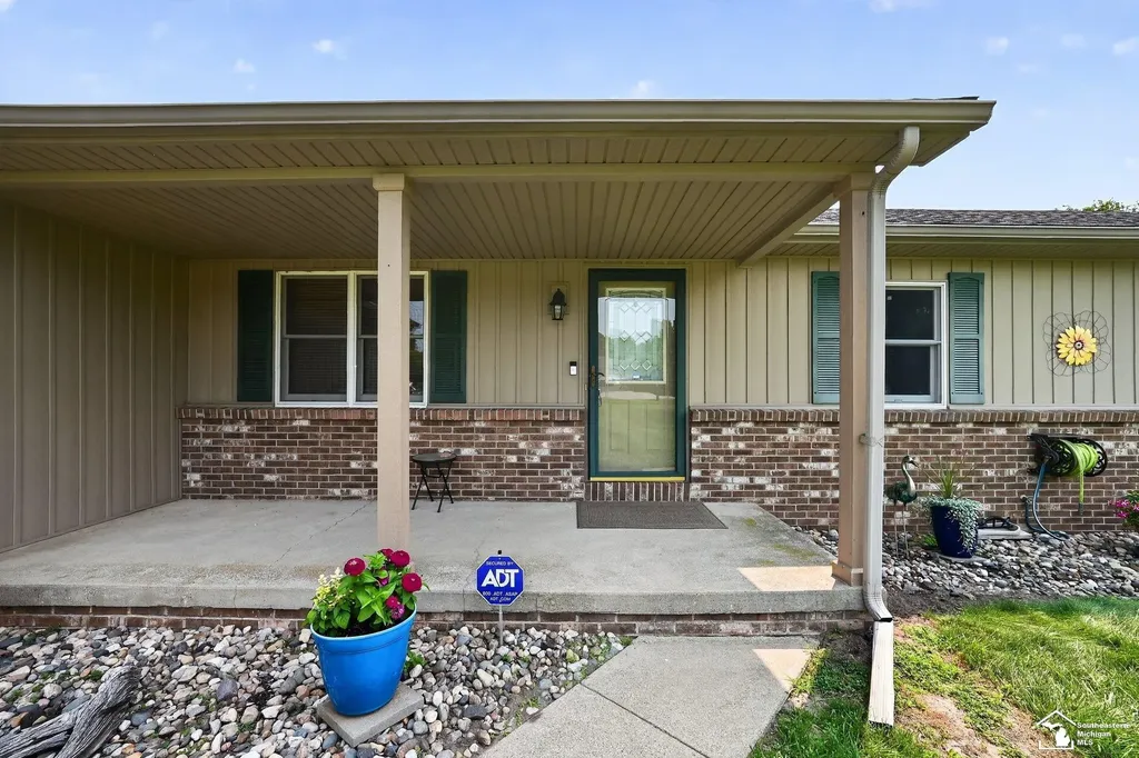 9858 Douglas Road Bedford Township MI 48142