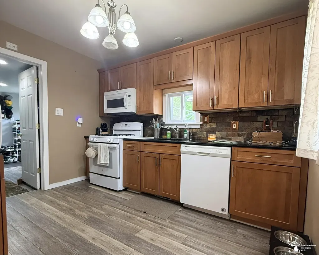 27114 Milan Street Huron Charter Township MI 48164