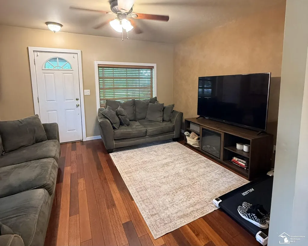27114 Milan Street Huron Charter Township MI 48164