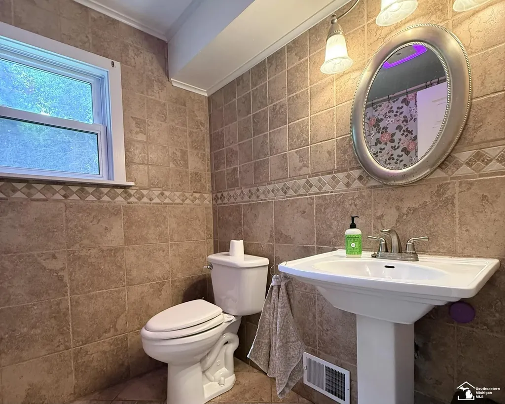 27114 Milan Street Huron Charter Township MI 48164