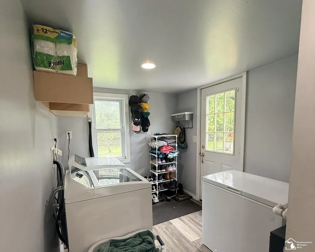 27114 Milan Street Huron Charter Township MI 48164