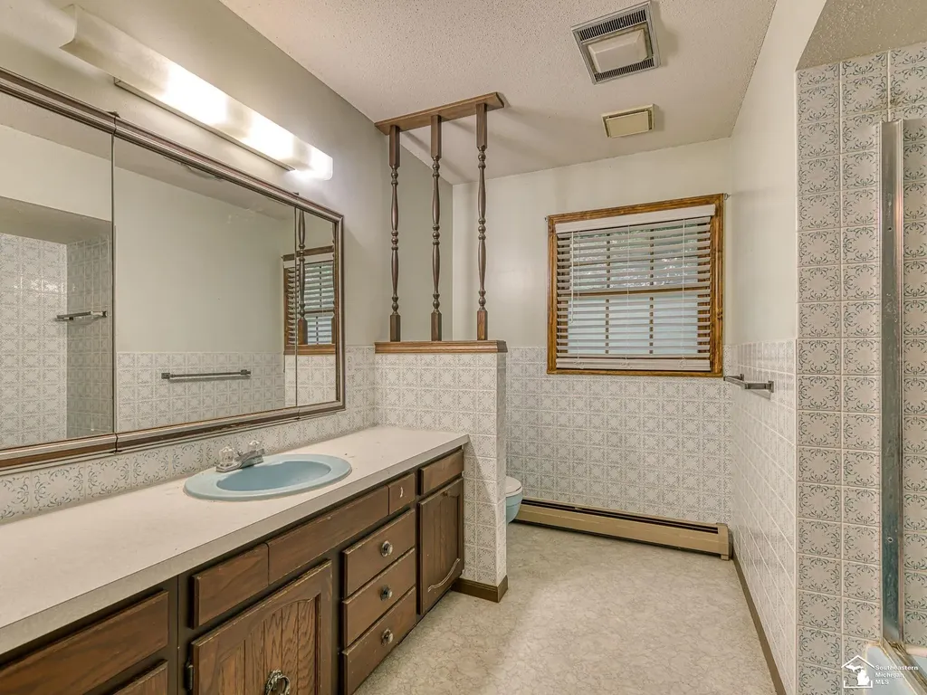 1902 S Raisinville Road Raisinville Township MI 48161