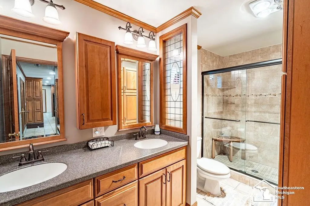 21680 Bell Road Huron Charter Township MI 48164