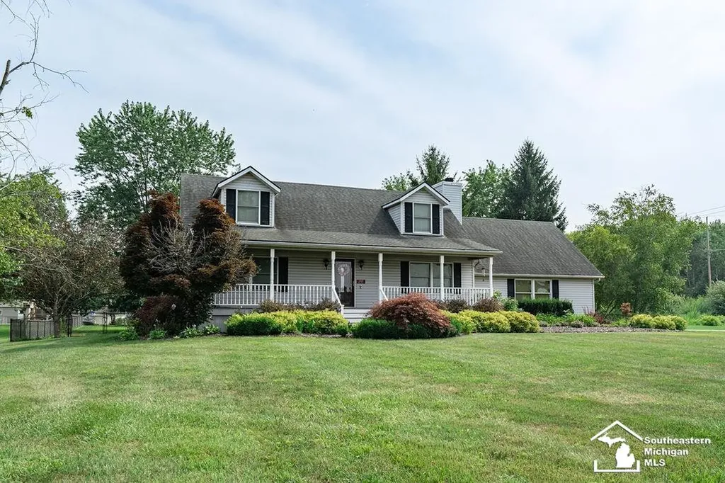21680 Bell Road Huron Charter Township MI 48164