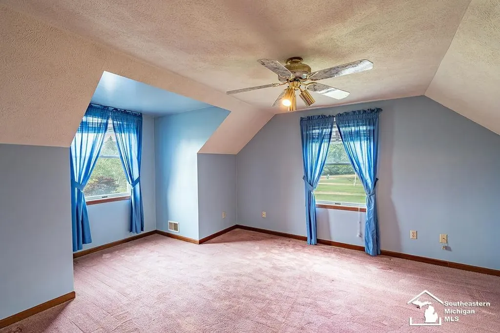 21680 Bell Road Huron Charter Township MI 48164