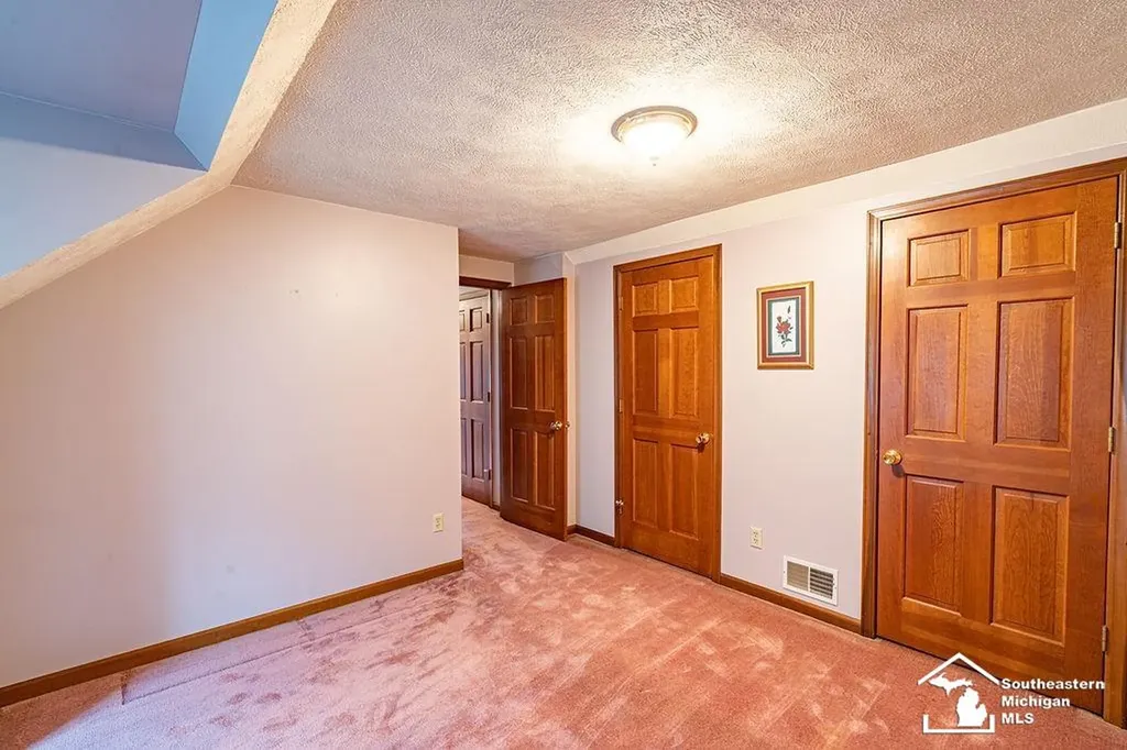 21680 Bell Road Huron Charter Township MI 48164