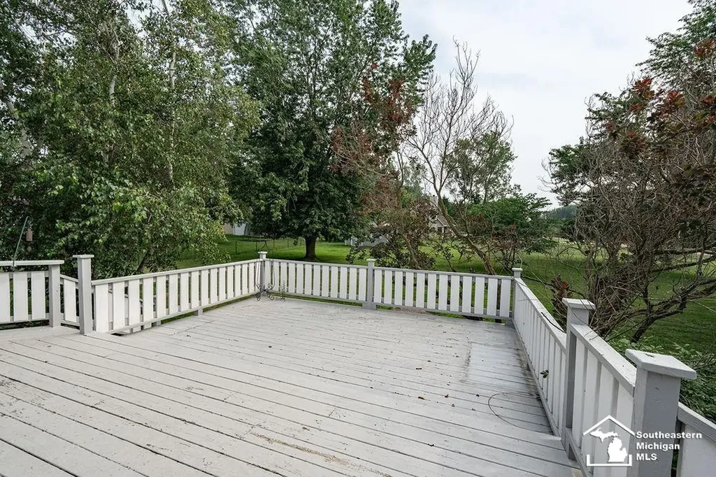 21680 Bell Road Huron Charter Township MI 48164