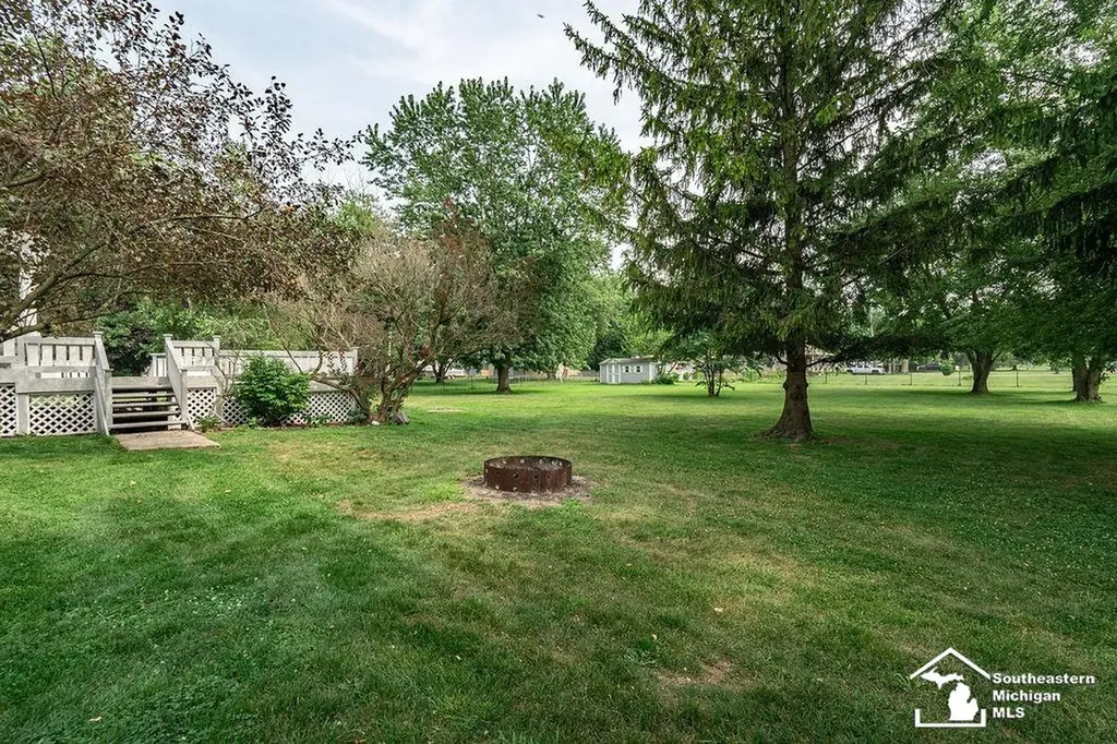 21680 Bell Road Huron Charter Township MI 48164