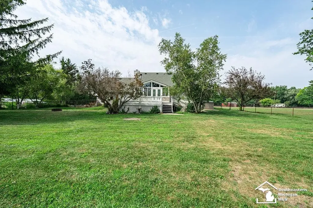 21680 Bell Road Huron Charter Township MI 48164