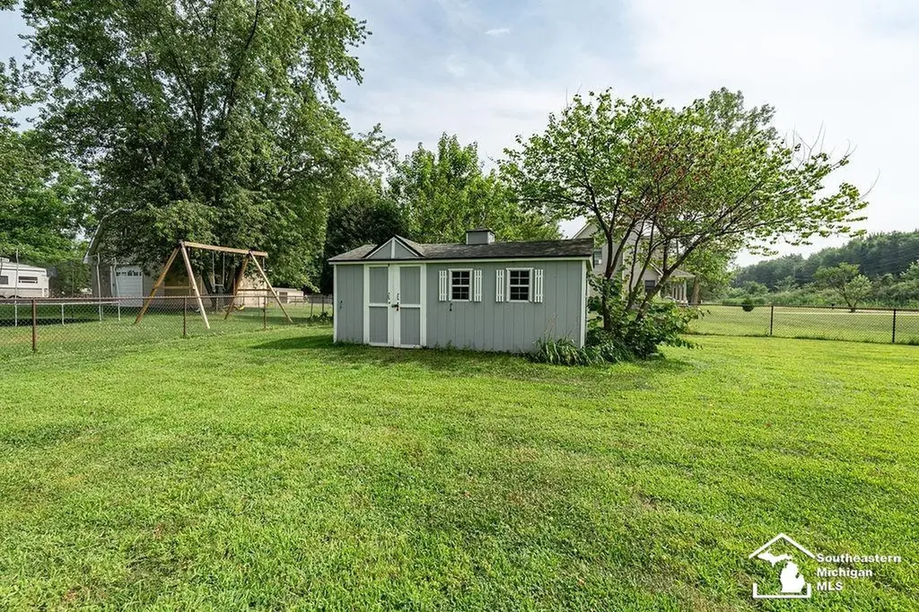 21680 Bell Road Huron Charter Township MI 48164