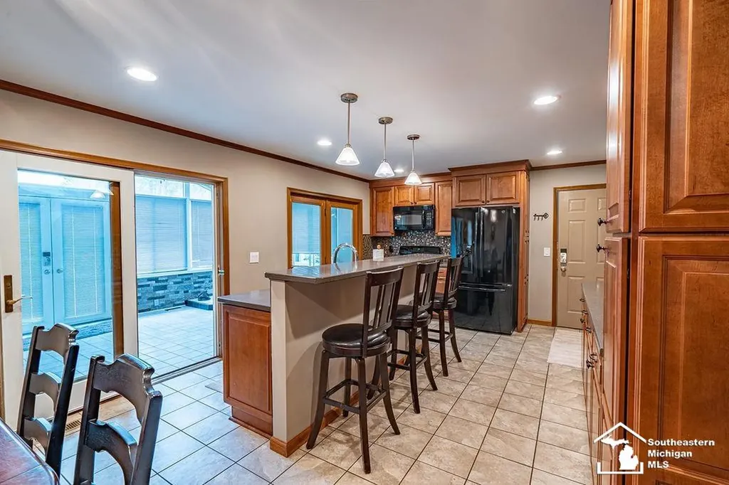 21680 Bell Road Huron Charter Township MI 48164