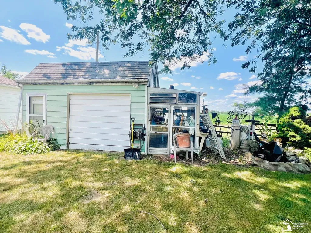 15801 Virginia Court Monroe Charter Township MI 48161