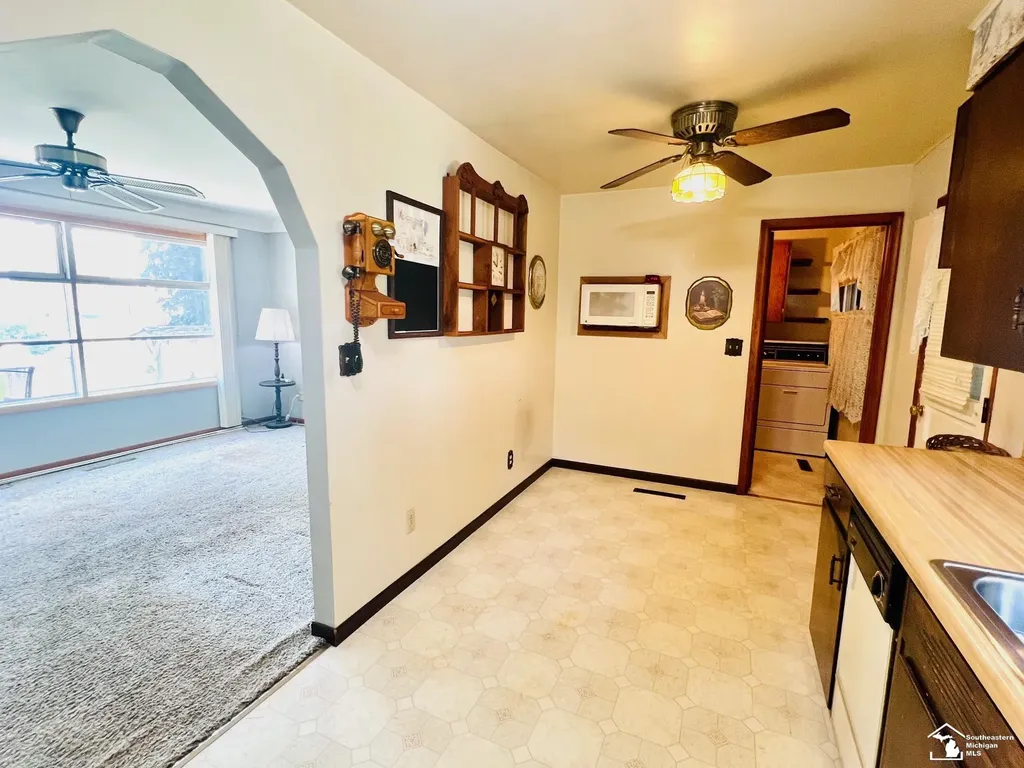 15801 Virginia Court Monroe Charter Township MI 48161
