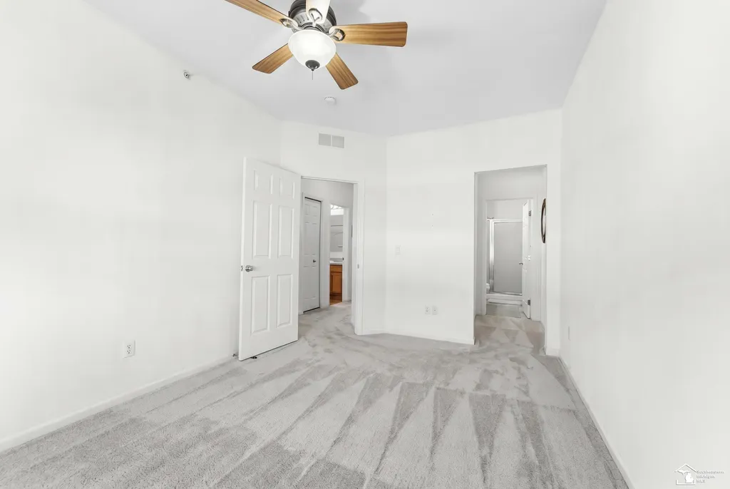 1346 Hillcrest Drive Waterford Charter Township MI 48327