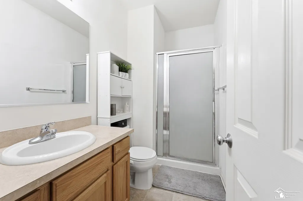 1346 Hillcrest Drive Waterford Charter Township MI 48327