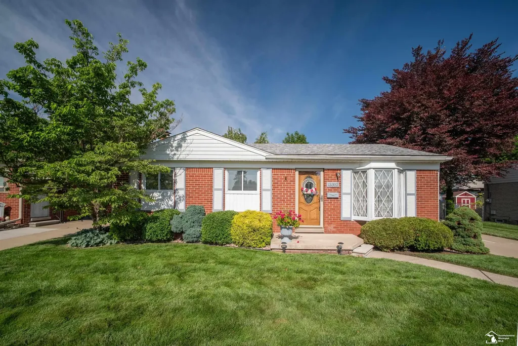 13352 Karl Avenue Southgate City MI 48195