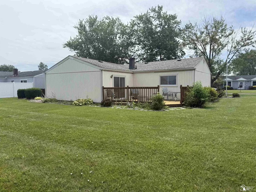 623 Leveque Circle Frenchtown Township MI 48117