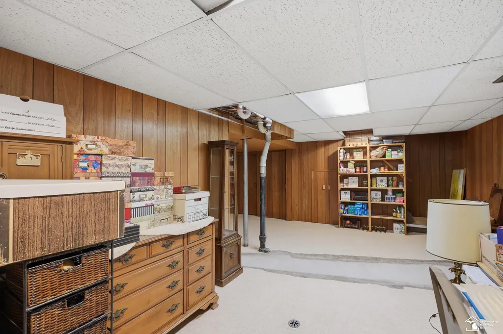 14216 Balsam Street Southgate City MI 48195